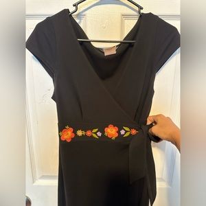 ABS by Allan Schwartz floral embroidered black wrap midi dress size medium